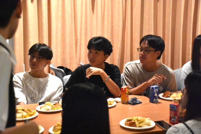 LINE_ALBUM_DESA49 新生茶會 0912_240927_16